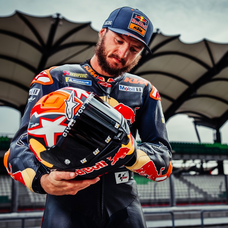 Alpinestars Supertech R-10 Element karbonska fluo motoristična čelada z integriranim obrazom rdeče-bela