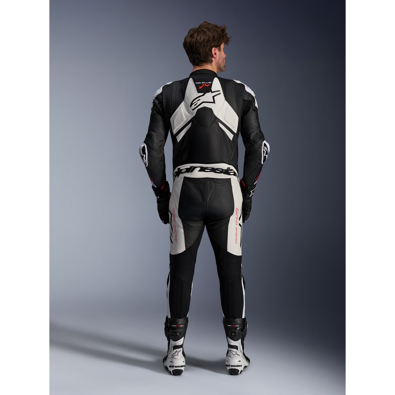 Alpinestars GP Plus V4 Sprint enodelni usnjen kombinezon, združljiv s Tech-Air, črno-belo-rdeč fluo