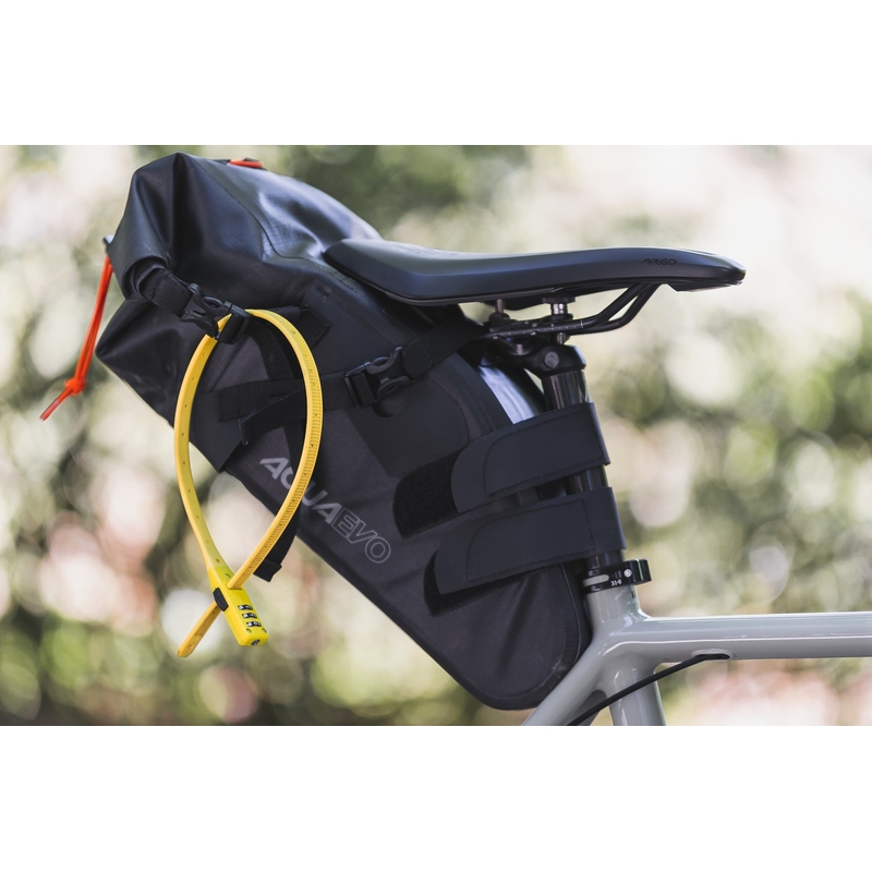 Zaklep Oxford Combi Zip Lock za čelade in dodatke, črne barve