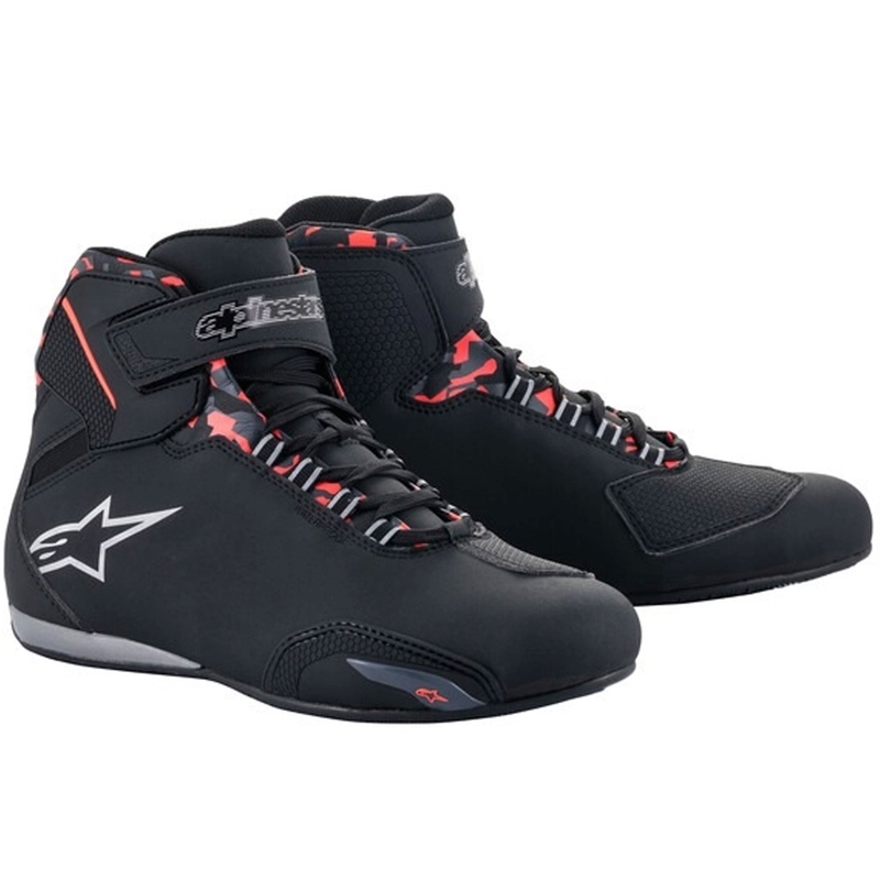 Vodoodporni motoristični škornji Alpinestars Sektor črno-rdeče-sivo-kamo