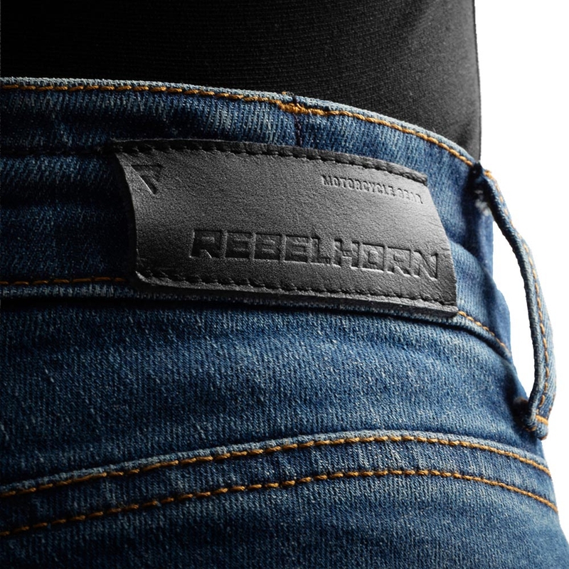 Rebelhorn klasične enoslojne motoristične kavbojke Short, sprane modre barve