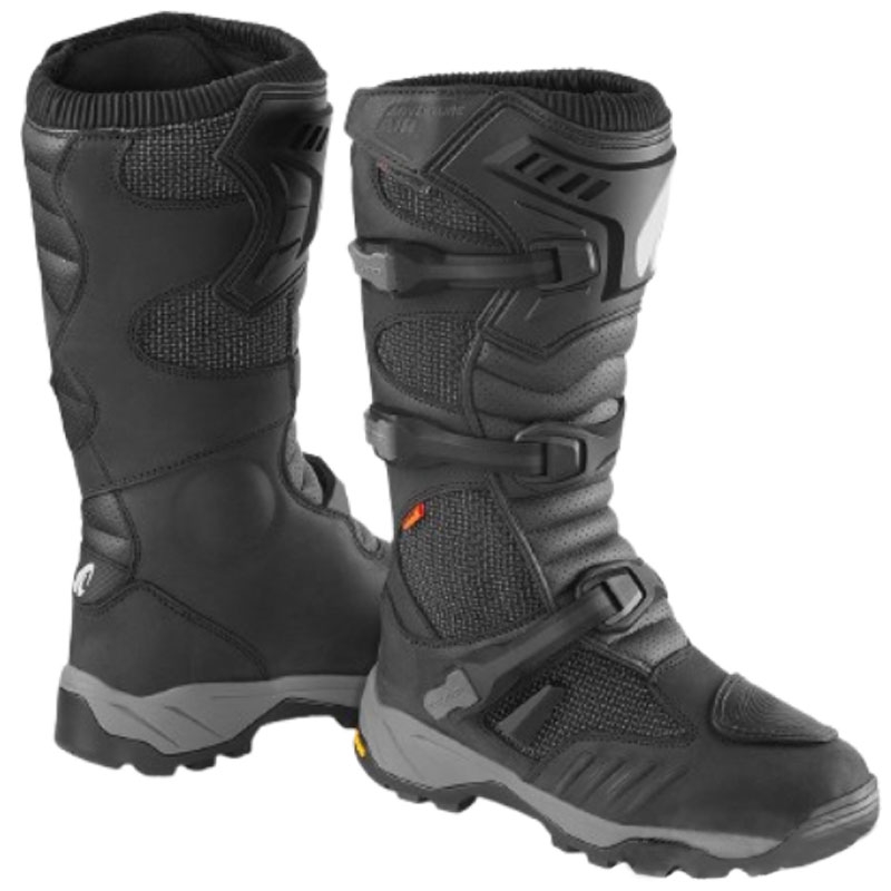 Moto škornji Forma Adventure Air Dry črne barve
