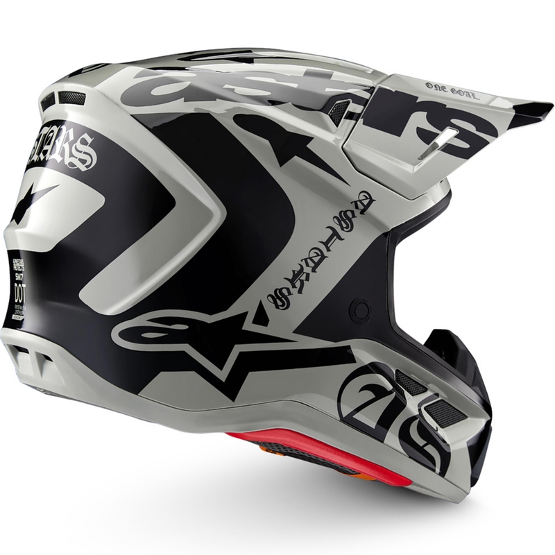 Motokros čelada Alpinestars Supertech S-M7 omejena izdaja Wolf Dust peščeno črna