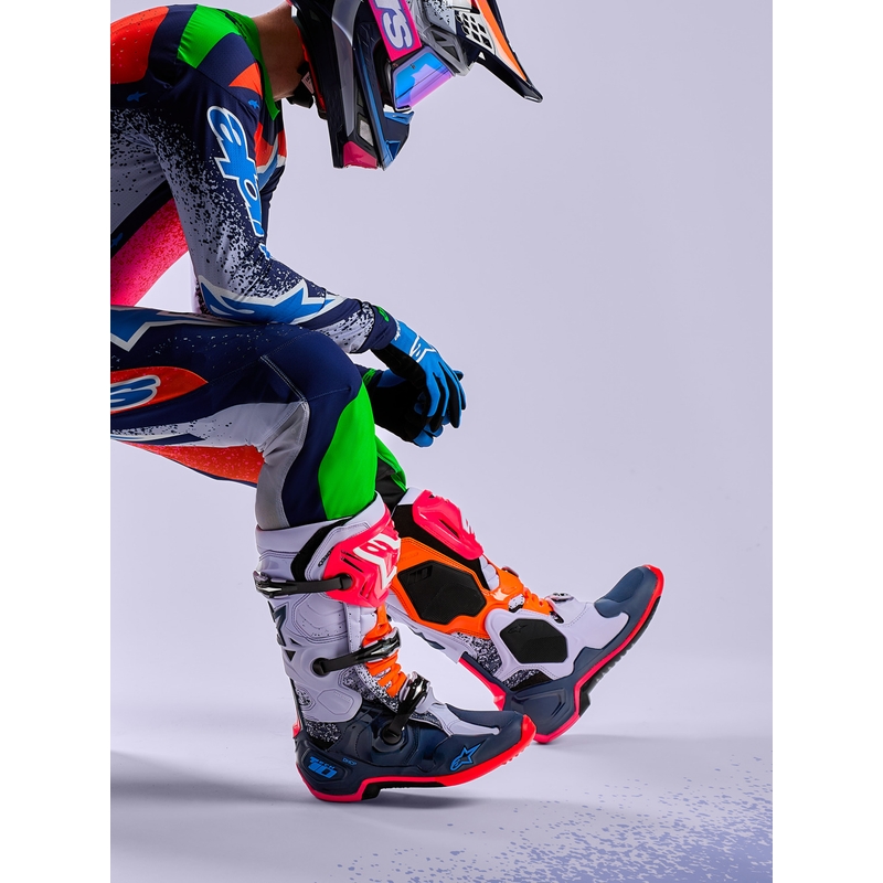 Motokros škornji Alpinestars TECH 10 Limited Edition Records črne barve