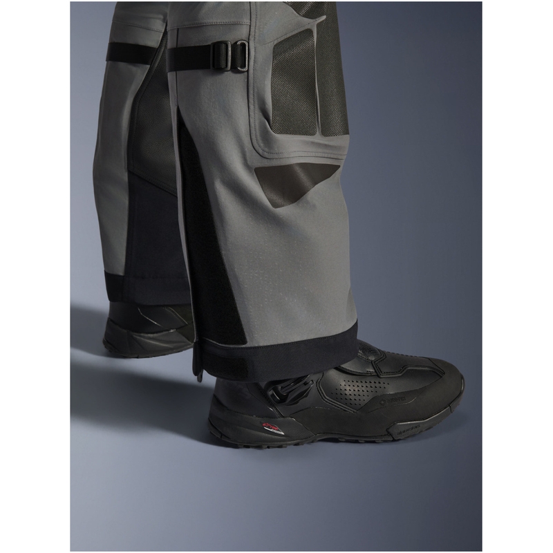 Alpinestars Nazca 3L Gore-Tex PRO motoristične kratke hlače temno sivo-črne