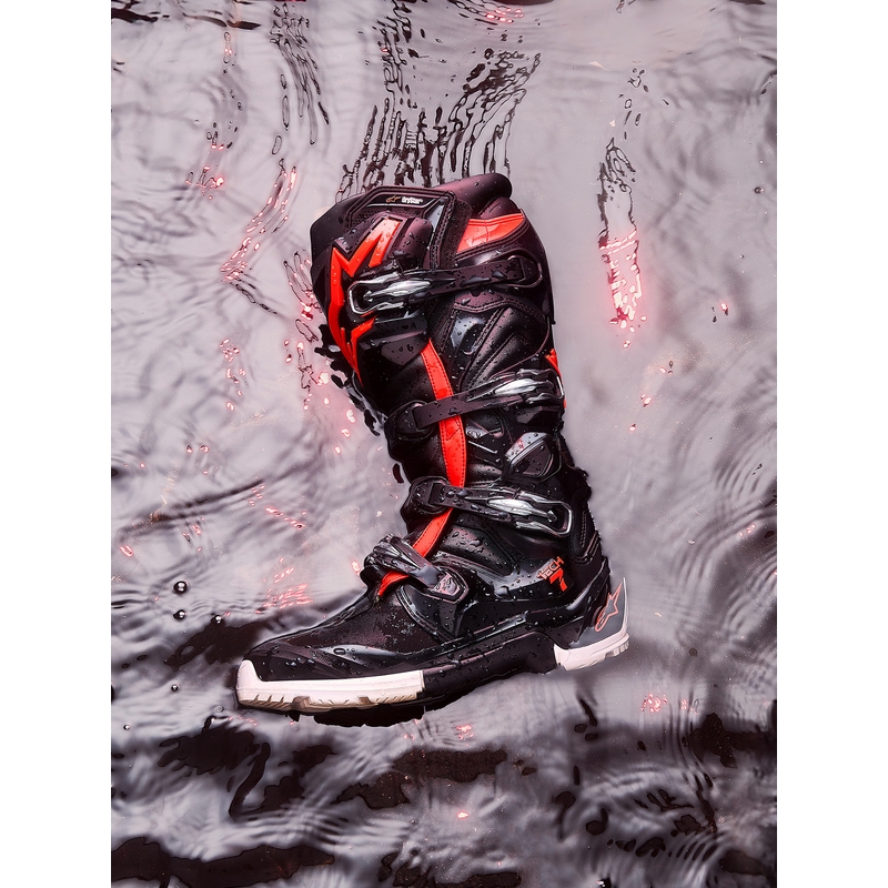 Moto škornji Alpinestars TECH 7 Enduro Drystar črno-fluo rdeče-beli