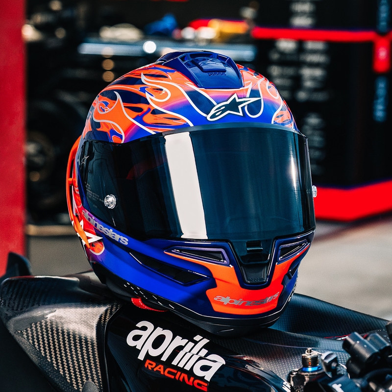 Alpinestars Supertech R-10 Flyte motoristična čelada z integriranim obrazom Jorge Martin vijolično-rdeča