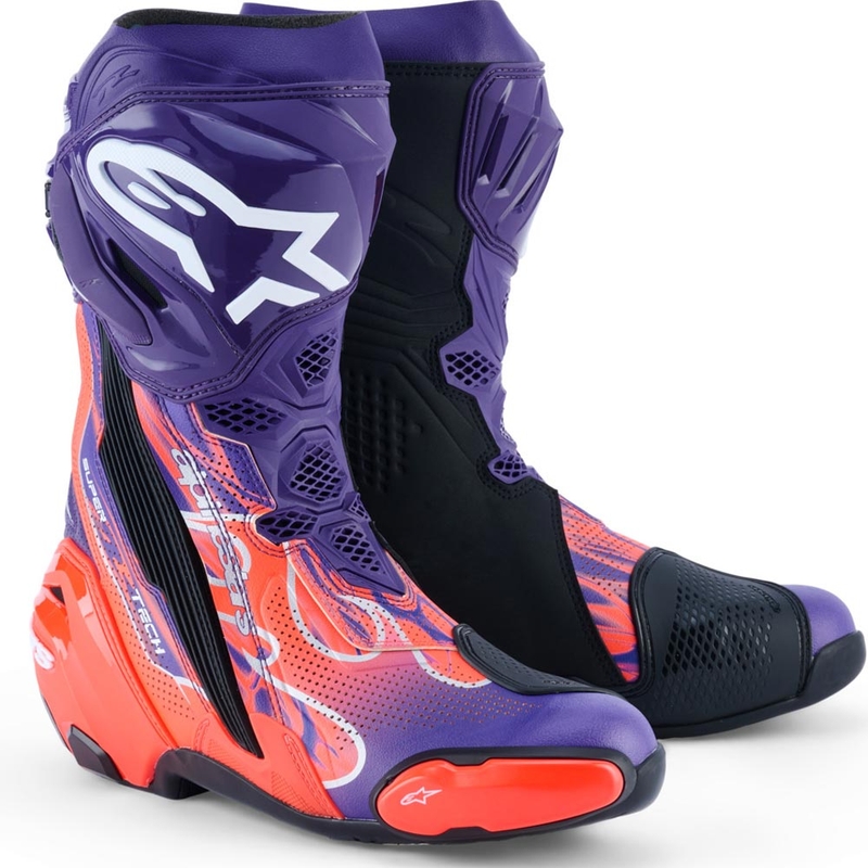 Moto škornji Alpinestars Supertech R Vented Flyte omejena izdaja Jorge Martin vijolično-rdeče-črni