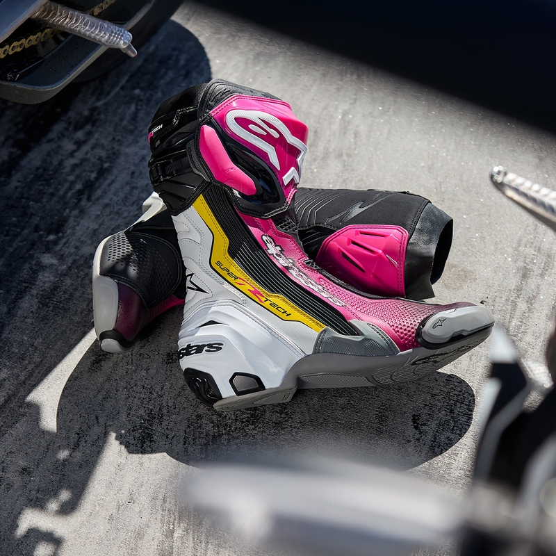 Moto škornji Alpinestars Supertech R črno-belo-roza-rumeni