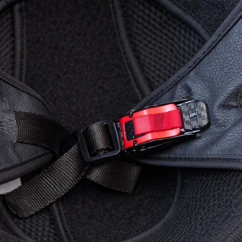 Odprta čelada MotoZem črne barve