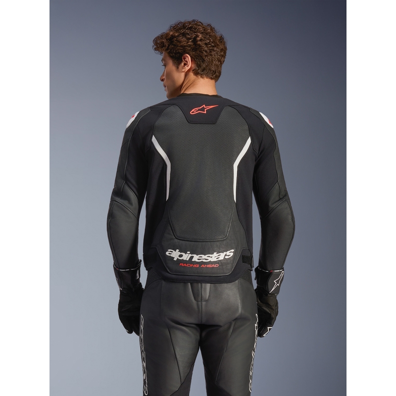 Alpinestars GP Force V2 Airflow usnjena motoristična jakna črno-bela