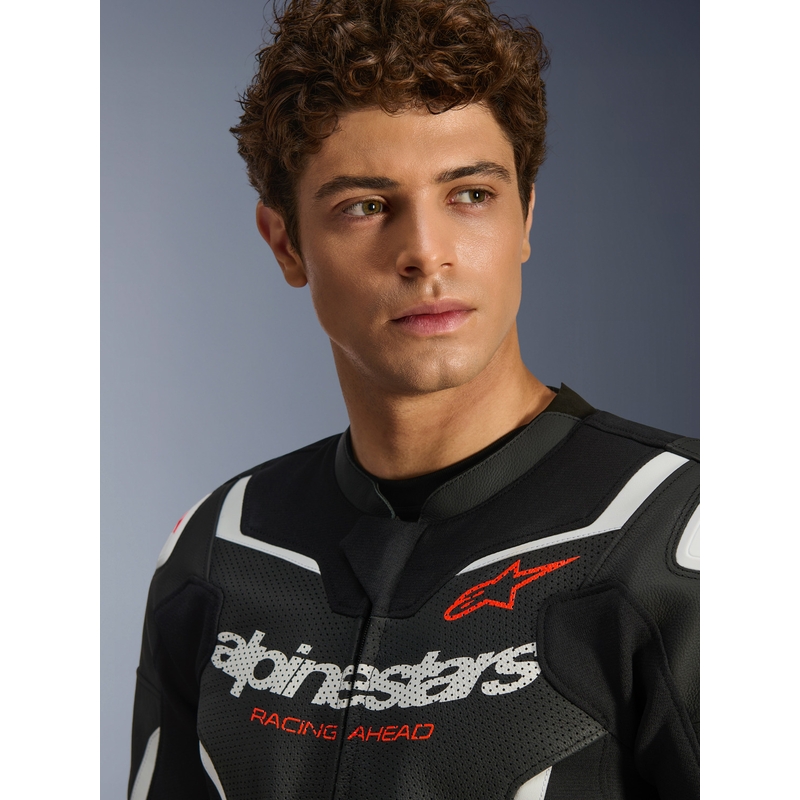 Alpinestars GP Force V2 Airflow usnjena motoristična jakna črno-bela