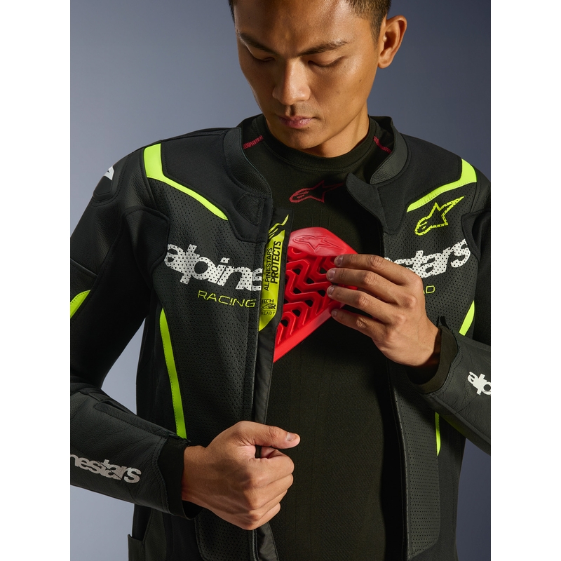 Alpinestars GP Force V2 Airflow usnjena motoristična jakna črno-fluo rumena