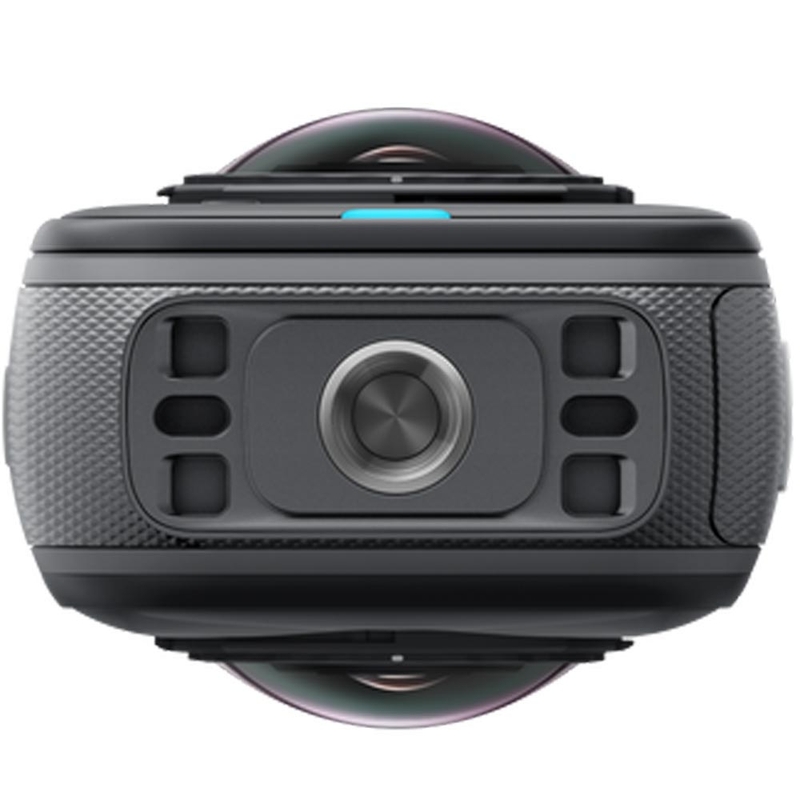 Akcijska kamera Insta360 X5 črne barve