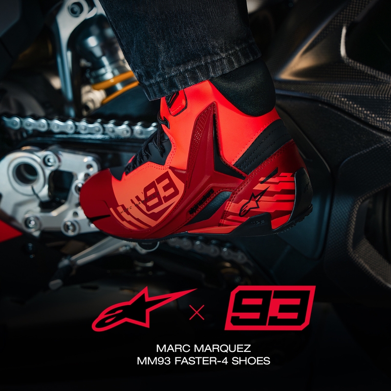 Moto škornji Alpinestars Faster-4 MM93, kolekcija fluo, rdeče-rdeče-črni