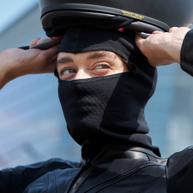 Čelada Rebelhorn Freeze II, kapuca, črna