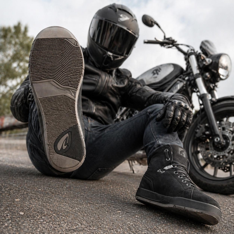 Moto škornji Forma Swift X Fit Dry črno-črni