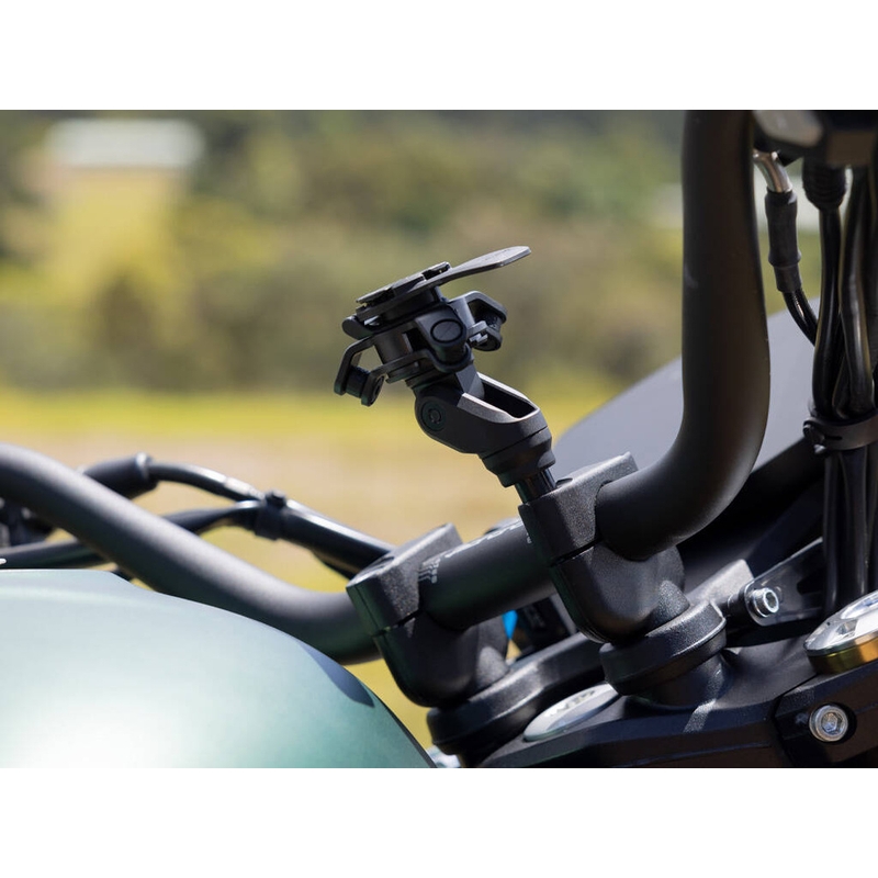 Nosilec za telefon na krmilu Quad Lock® PRO, črn