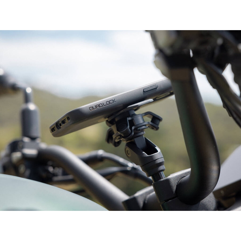 Nosilec za telefon na krmilu Quad Lock® PRO, črn