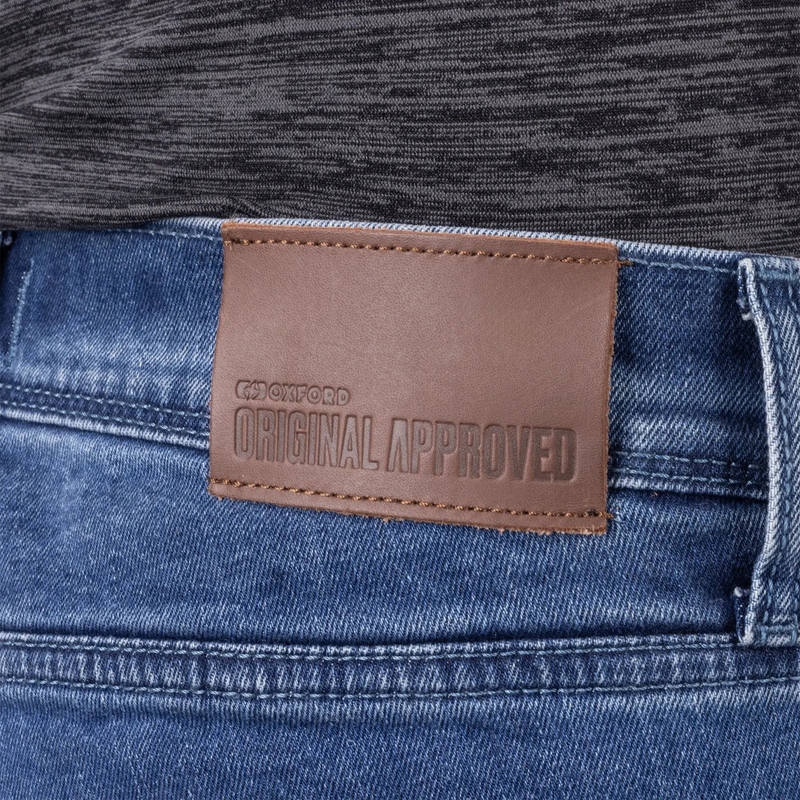 Oxford Original Approved Tailor AA motoristične kavbojke svetlo modre barve