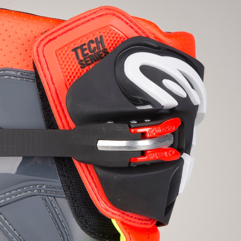 Alpinestars Tech 7 rdeče-fluo rumeni motoristični škornji