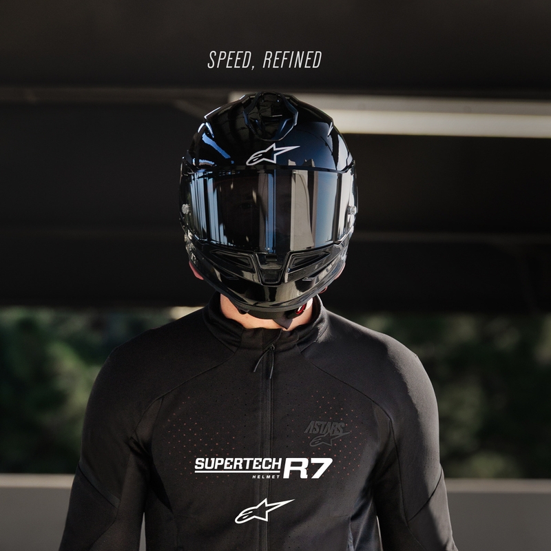 Alpinestars S-R7 Solid motoristična čelada z integriranim obrazom, črna
