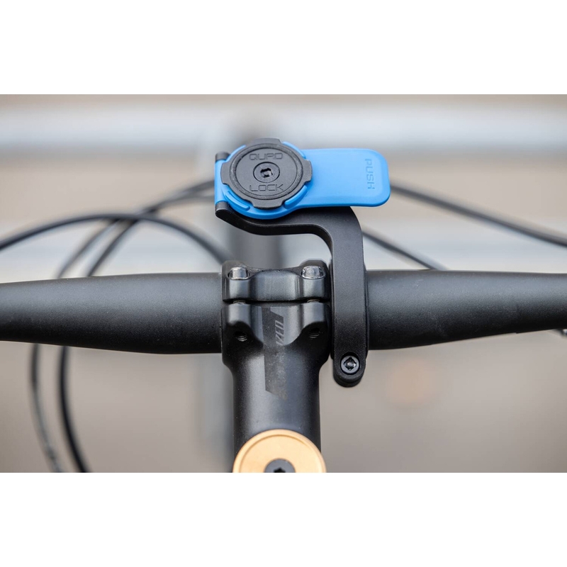 Komplet vijakov proti kraji Quad Lock® črne barve