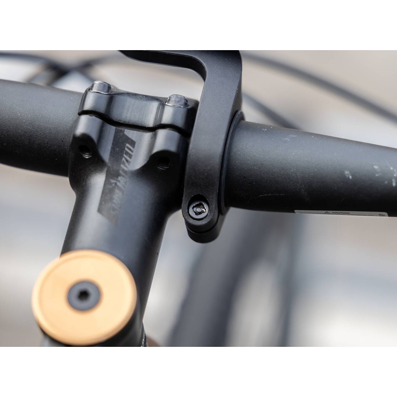 Komplet vijakov proti kraji Quad Lock® črne barve