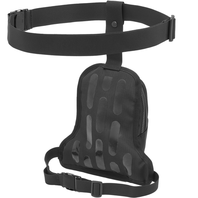 Revit Bag Node H2O torba za stegna črna 3 l