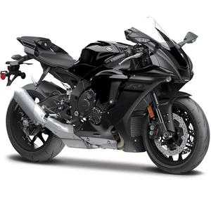 Maisto model motornega kolesa Yamaha YZF-R1 1:12, črne barve