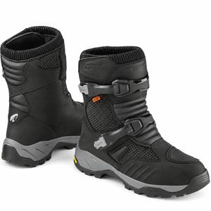 Moto škornji Forma Adventure Air Low Dry črne barve
